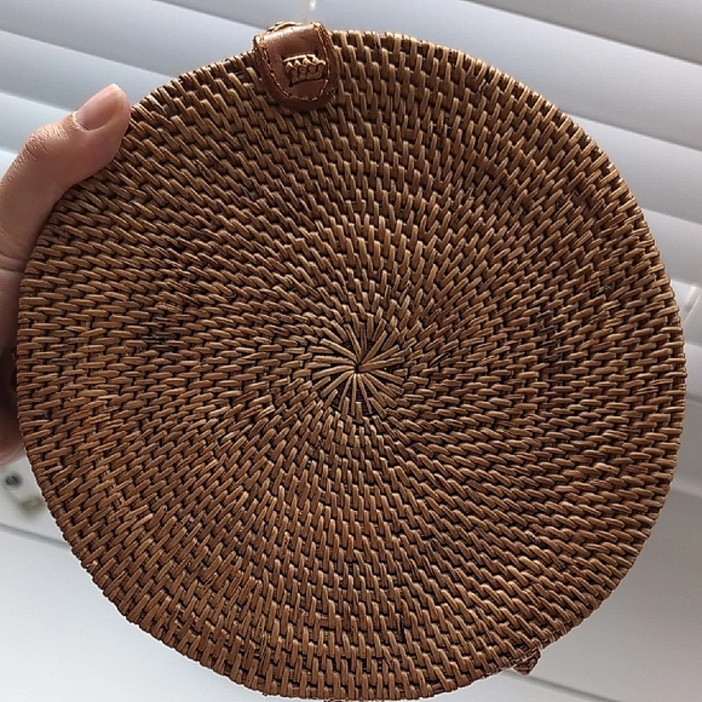 Round Rattan Woven Bag - Picture 9 of 12